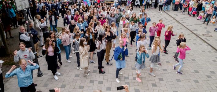 Flashmob zum 40-jährigen Jubiläum